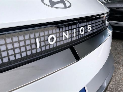 Certified 2026 Hyundai Ioniq 5 Limited RWD image 9