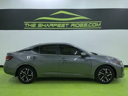 Used 2025 Nissan Sentra SV image 11