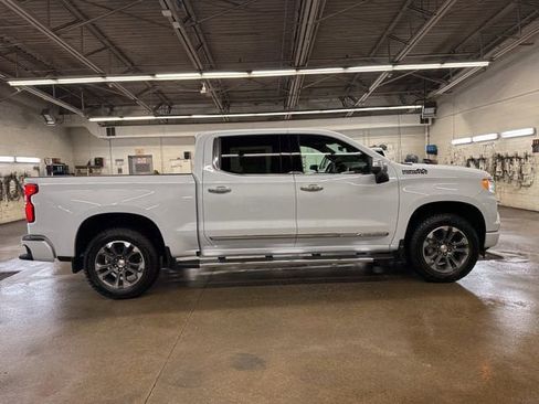 New 2026 Chevrolet Silverado 1500 High Country w/ Technology Package AWD/4WD image 7