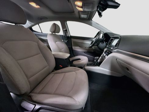 Used 2020 Hyundai Elantra Value Edition FWD image 29