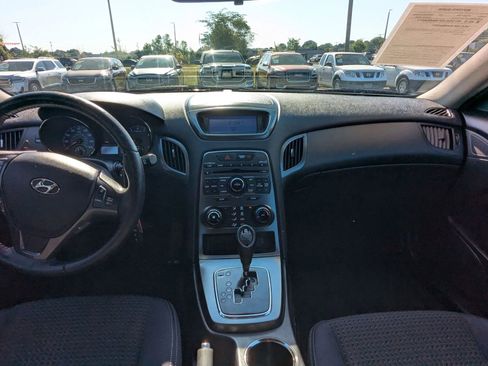 Used 2012 Hyundai Genesis 2.0T RWD image 15