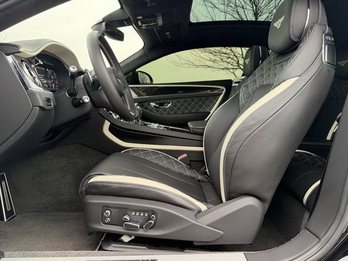 Used 2023 Bentley Continental GT Speed image 30