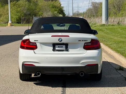 Used 2016 BMW M235i xDrive Convertible AWD/4WD image 25