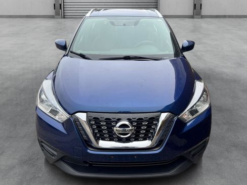 Used 2018 Nissan Kicks SV FWD image 33
