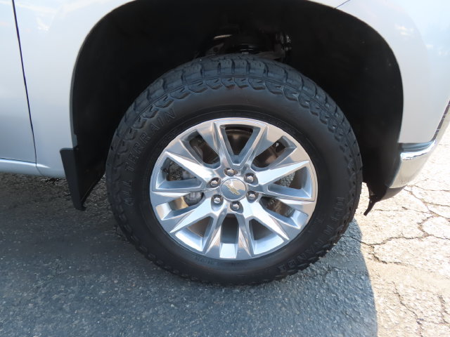 Certified 2021 Chevrolet Silverado 1500 LTZ w/ LPO, Dark Essentials Package AWD/4WD image 11