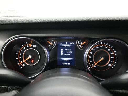 Used 2023 Jeep Gladiator Sport image 15