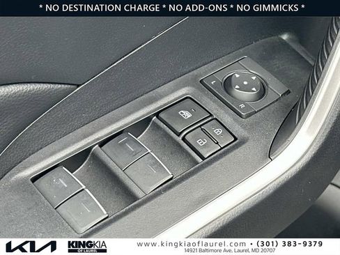 Used 2024 Toyota RAV4 XLE AWD/4WD image 15