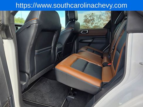 Used 2024 Ford Bronco Outer Banks image 30