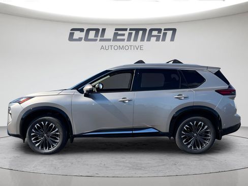 New 2026 Nissan Rogue Platinum w/ Platinum Premium Package AWD/4WD image 2