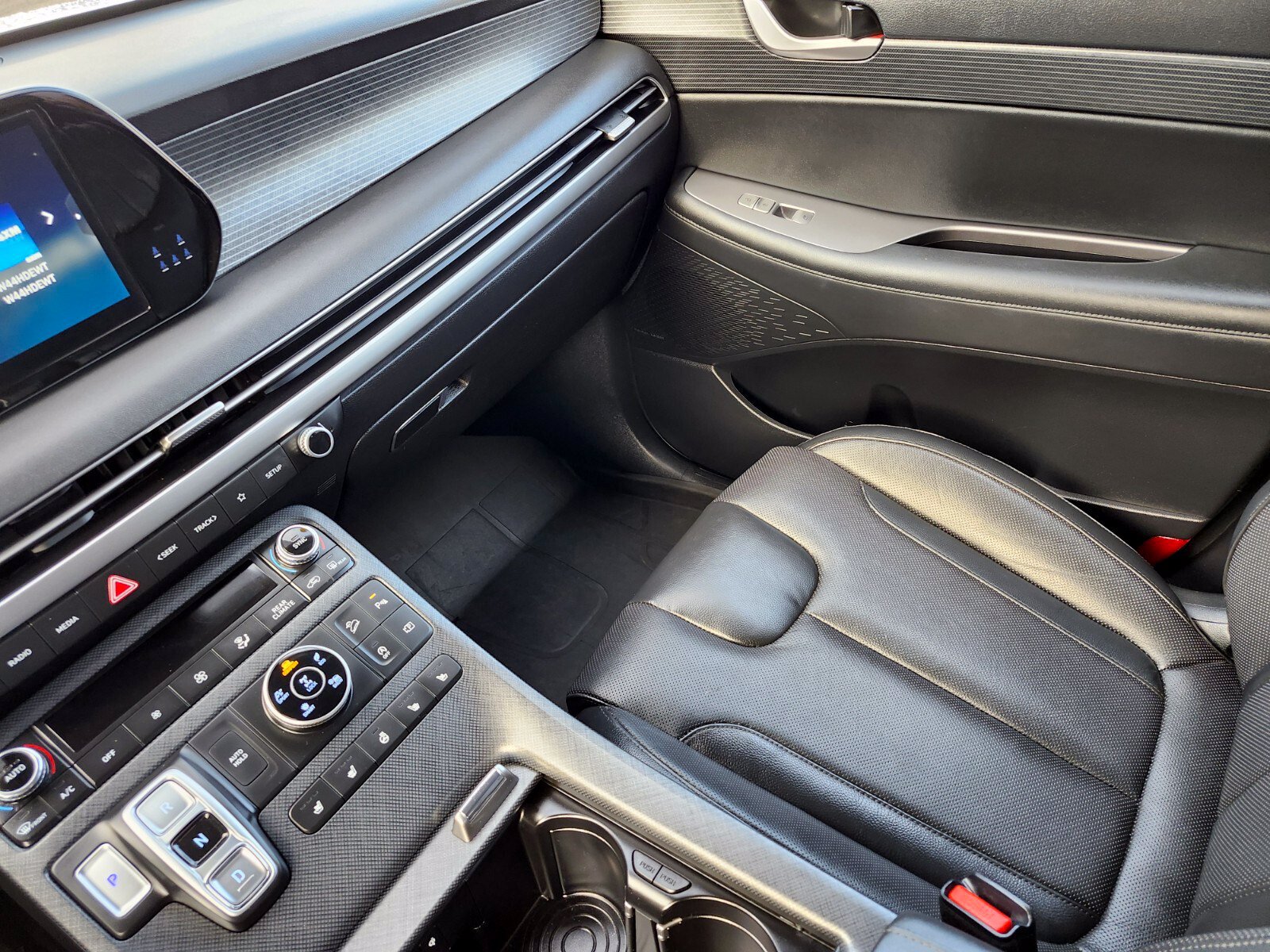Certified 2023 Hyundai Palisade Limited AWD/4WD image 12