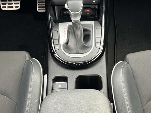 Used 2023 Kia Forte GT-Line w/ GT-Line Premium Package image 16