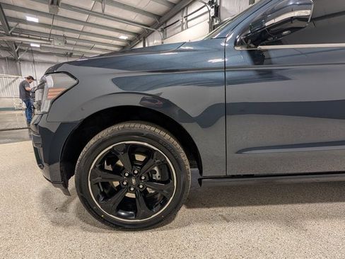 Used 2022 Ford Expedition Max Limited w/ Equipment Group 303A image 7