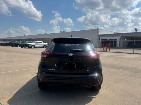 Certified 2023 Nissan Kicks SV FWD image 21