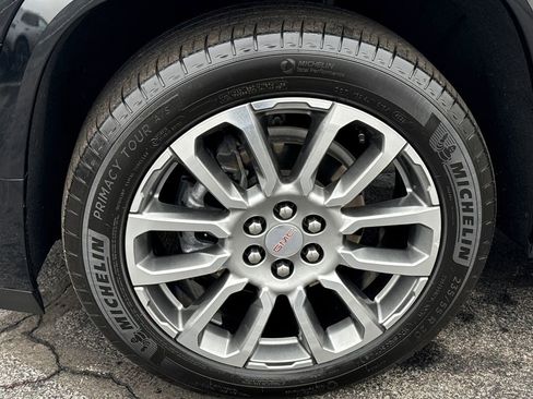 Certified 2023 GMC Acadia Denali image 11