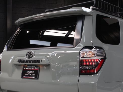 Used 2022 Toyota 4Runner Trail Special Edition AWD/4WD image 17