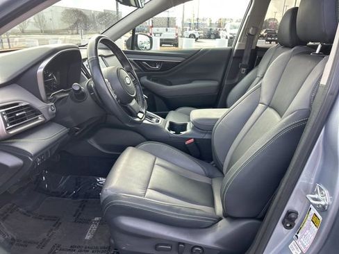 Used 2025 Subaru Outback Onyx Edition AWD/4WD image 15