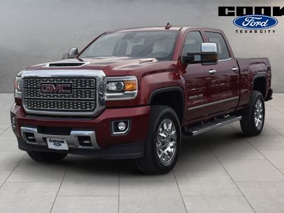 Used 2019 GMC Sierra 2500 Denali w/ Duramax Plus Package