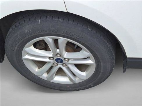 Used 2020 Ford Edge SEL w/ Convenience Package AWD/4WD image 11