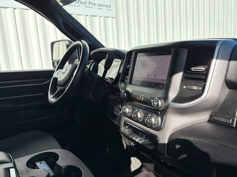 Used 2024 RAM 3500 Big Horn image 36