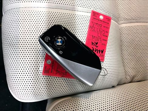 Used 2024 BMW i7 xDrive60 w/ Executive Package AWD/4WD image 13