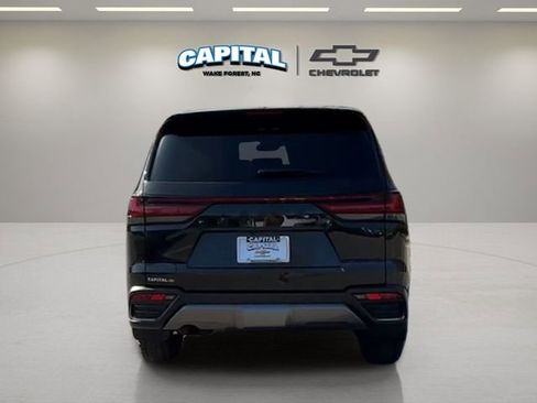 Used 2025 Lexus LX 700h Overtrail w/ Accessory Package (Z1) AWD/4WD image 4