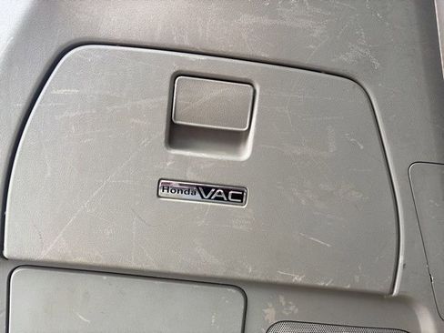 Used 2015 Honda Odyssey Touring Elite image 26