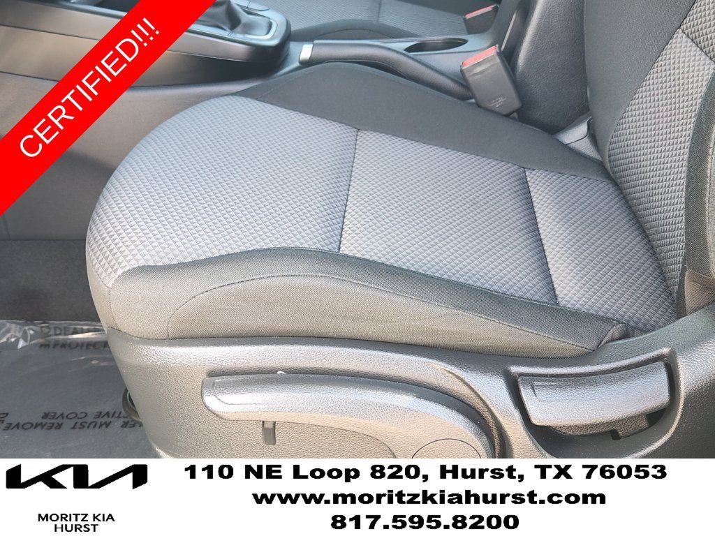 Certified 2025 Kia Soul LX w/ LX Technology Package FWD image 26