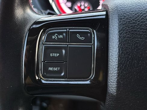 Used 2020 Dodge Grand Caravan SXT w/ Driver Convenience Group image 20