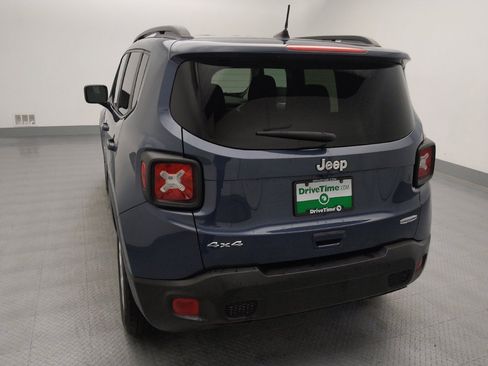 Used 2022 Jeep Renegade Latitude w/ Convenience Group image 6