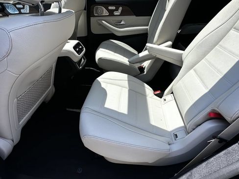 New 2026 Mercedes-Benz GLS 450 4MATIC image 22