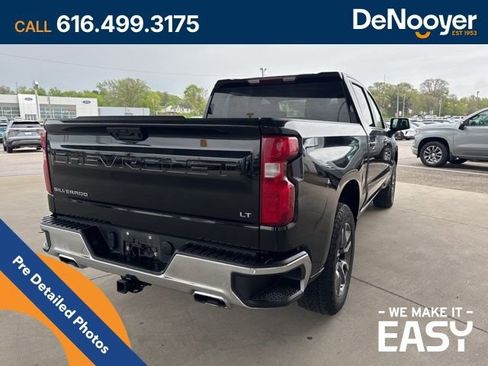 Used 2023 Chevrolet Silverado 1500 LT w/ Z71 Off-Road Package AWD/4WD image 4