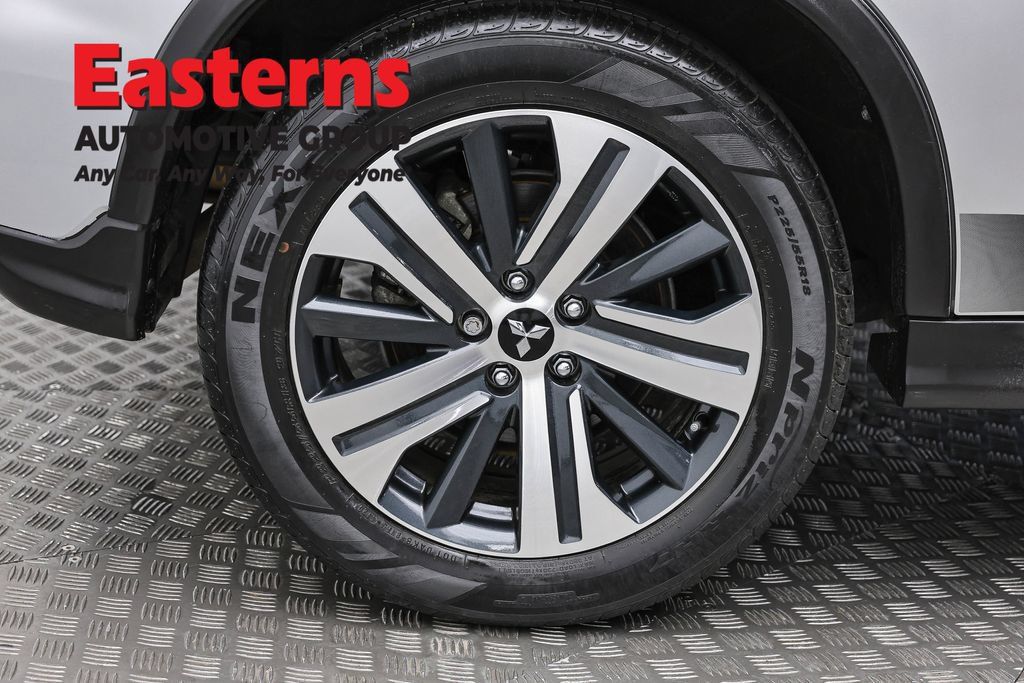 Used 2021 Mitsubishi Outlander Sport ES FWD image 31