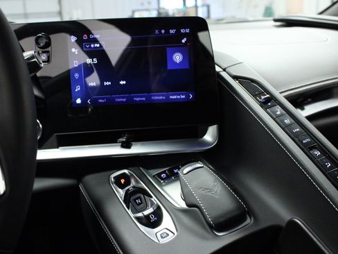 Used 2024 Chevrolet Corvette Stingray Premium Conv w/ 3LT image 19