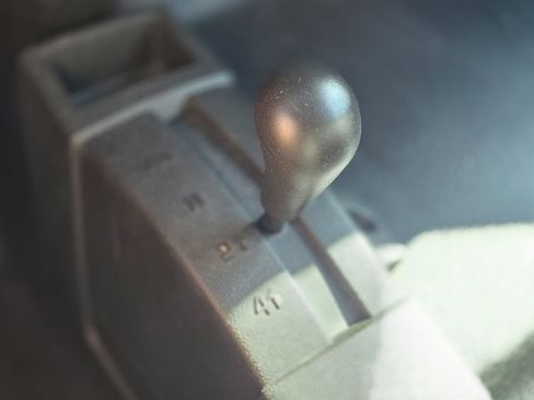 Used 2018 Chevrolet Silverado 1500 Custom w/ Trailering Package image 30