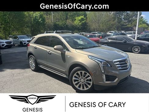 Used 2019 Cadillac XT5 Luxury image 1