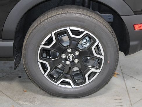 New 2025 Ford Bronco Sport Outer Banks w/ Outer Banks Tech Package+ AWD/4WD image 15