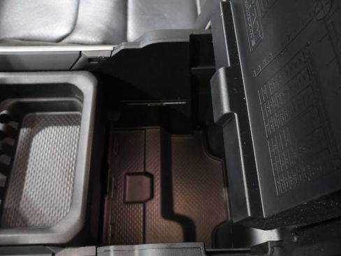 Used 2020 RAM 1500 Laramie image 32