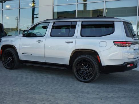 Used 2024 Jeep Wagoneer Series II w/ Convenience Group I image 6