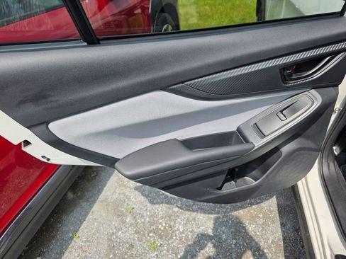 Used 2023 Subaru Crosstrek 2.0i Premium image 14