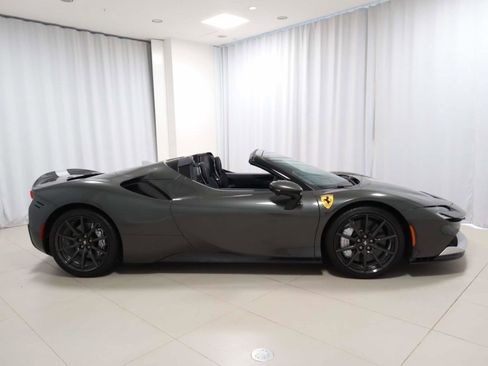 Certified 2022 Ferrari SF90 Spider image 8