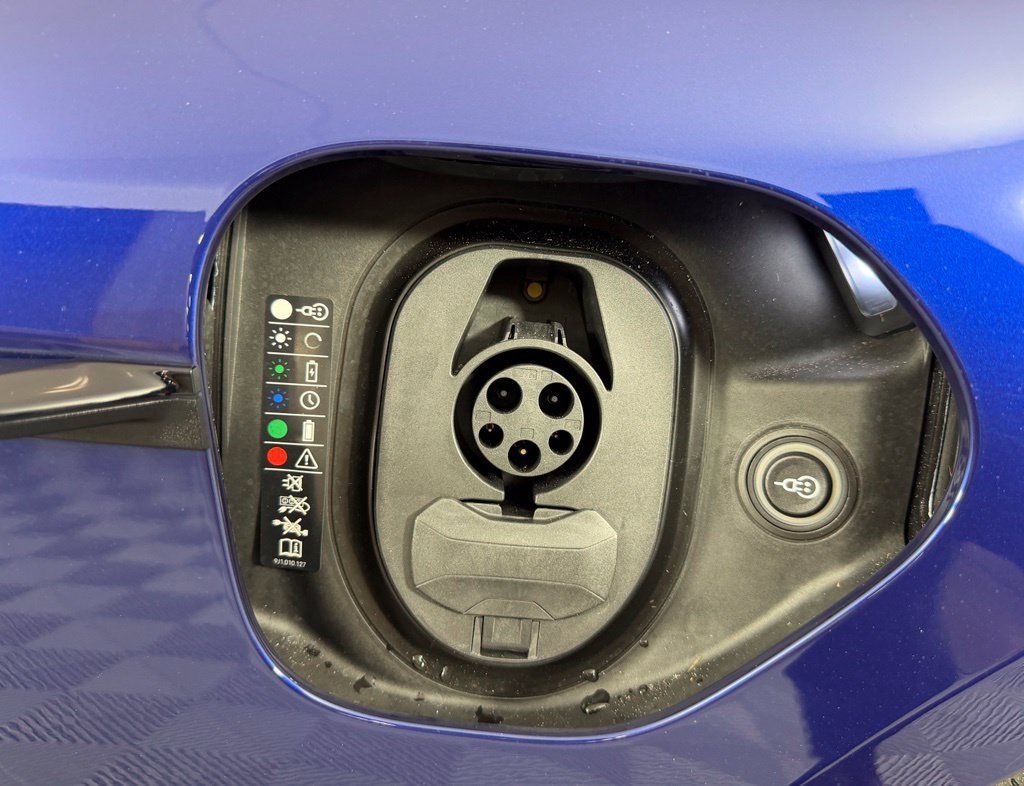 Used 2024 Porsche Taycan RWD image 44