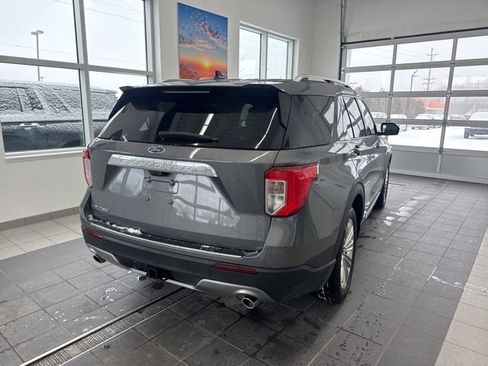 Used 2023 Ford Explorer Limited w/ Limited Technology Package image 5