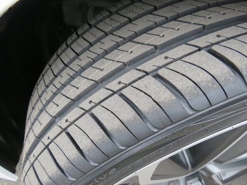 Used 2022 Toyota Corolla SE image 34