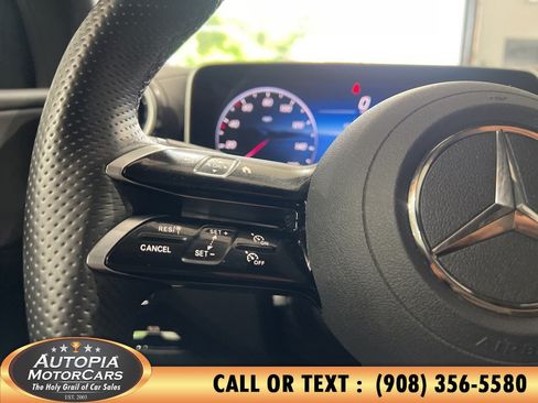 Used 2025 Mercedes-Benz GLC 350e 4MATIC w/ AMG Line image 28