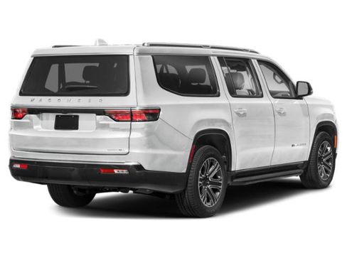 Used 2024 Jeep Wagoneer L Series II RWD image 3
