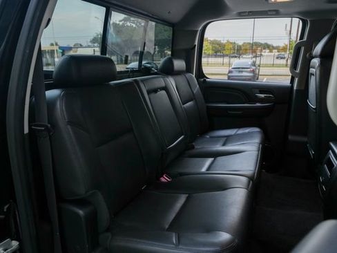 Used 2013 GMC Sierra 3500 Denali image 40