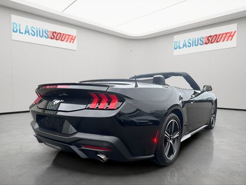 Used 2024 Ford Mustang Premium RWD image 4