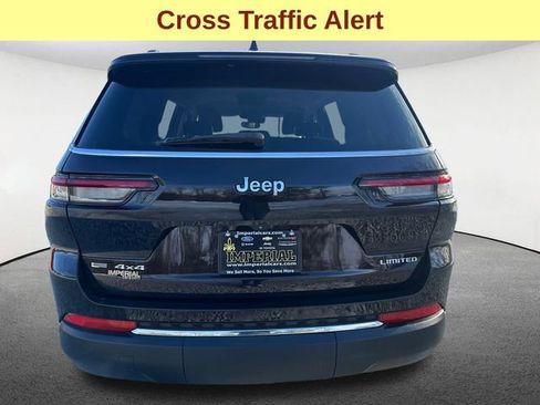 Used 2022 Jeep Grand Cherokee L Limited w/ Trailer Tow Group (B) AWD/4WD image 11