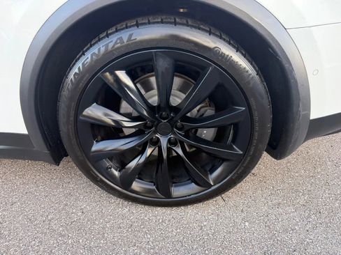 Used 2018 Tesla Model X 100D image 55