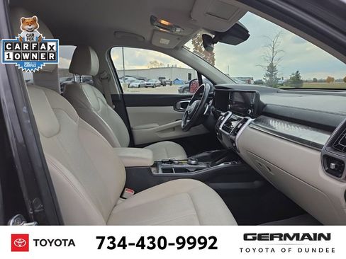Used 2023 Kia Sorento EX image 20